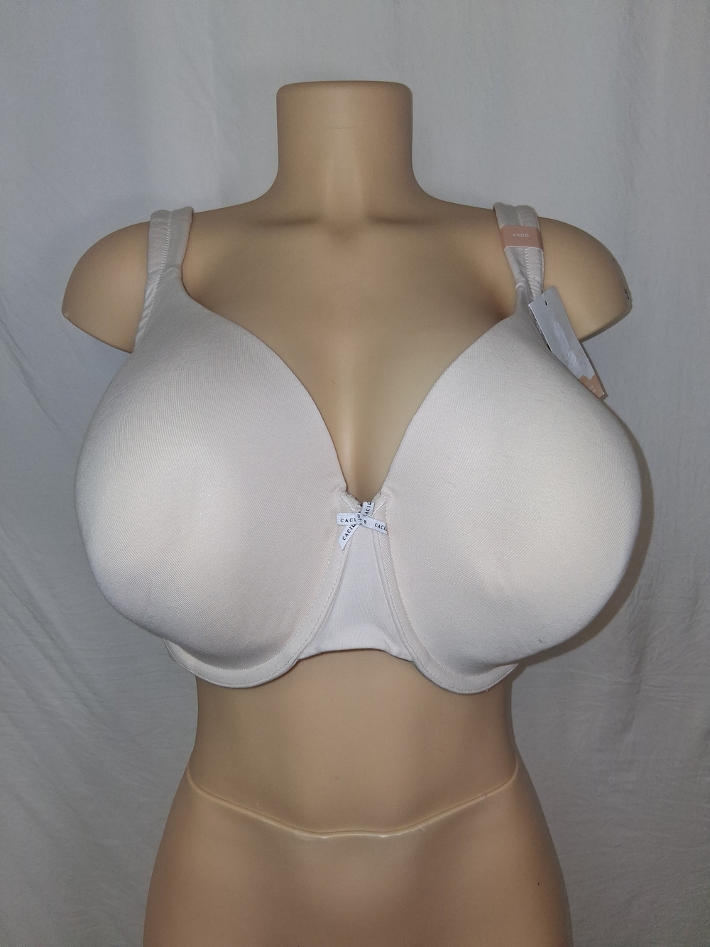 Cacique New Light Beige Full-Coverage Smooth T-Shirt Bra Size 48DD